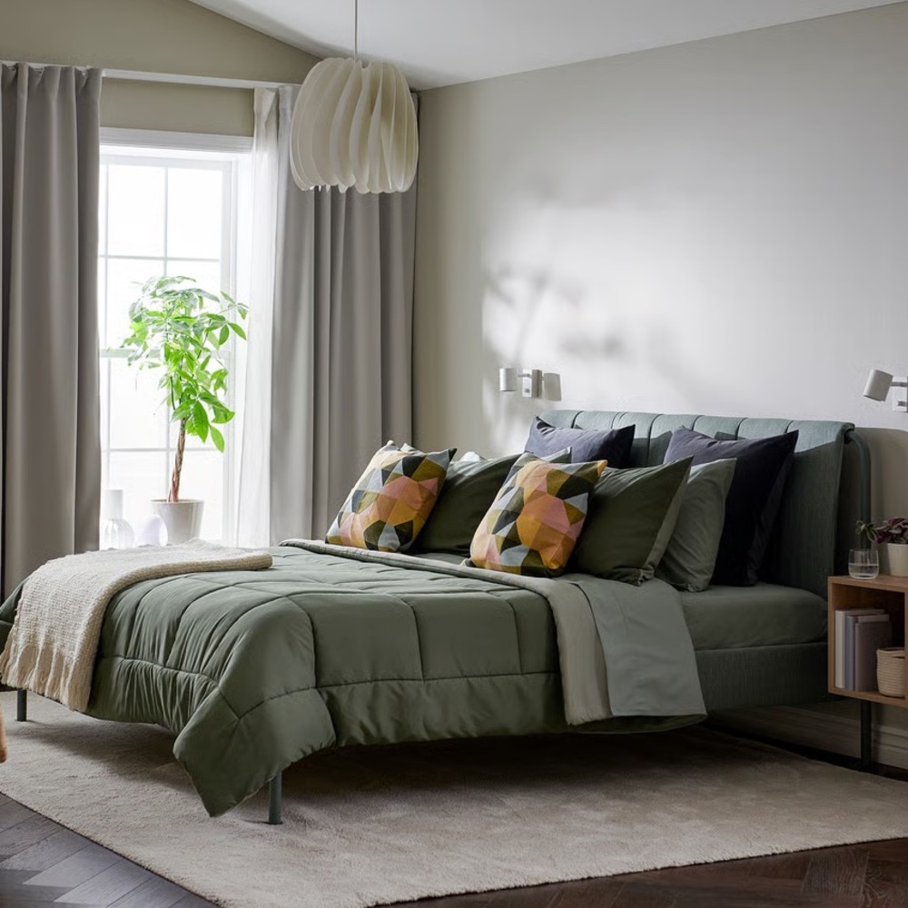 Green Comforter Set - Picture 2 of 7